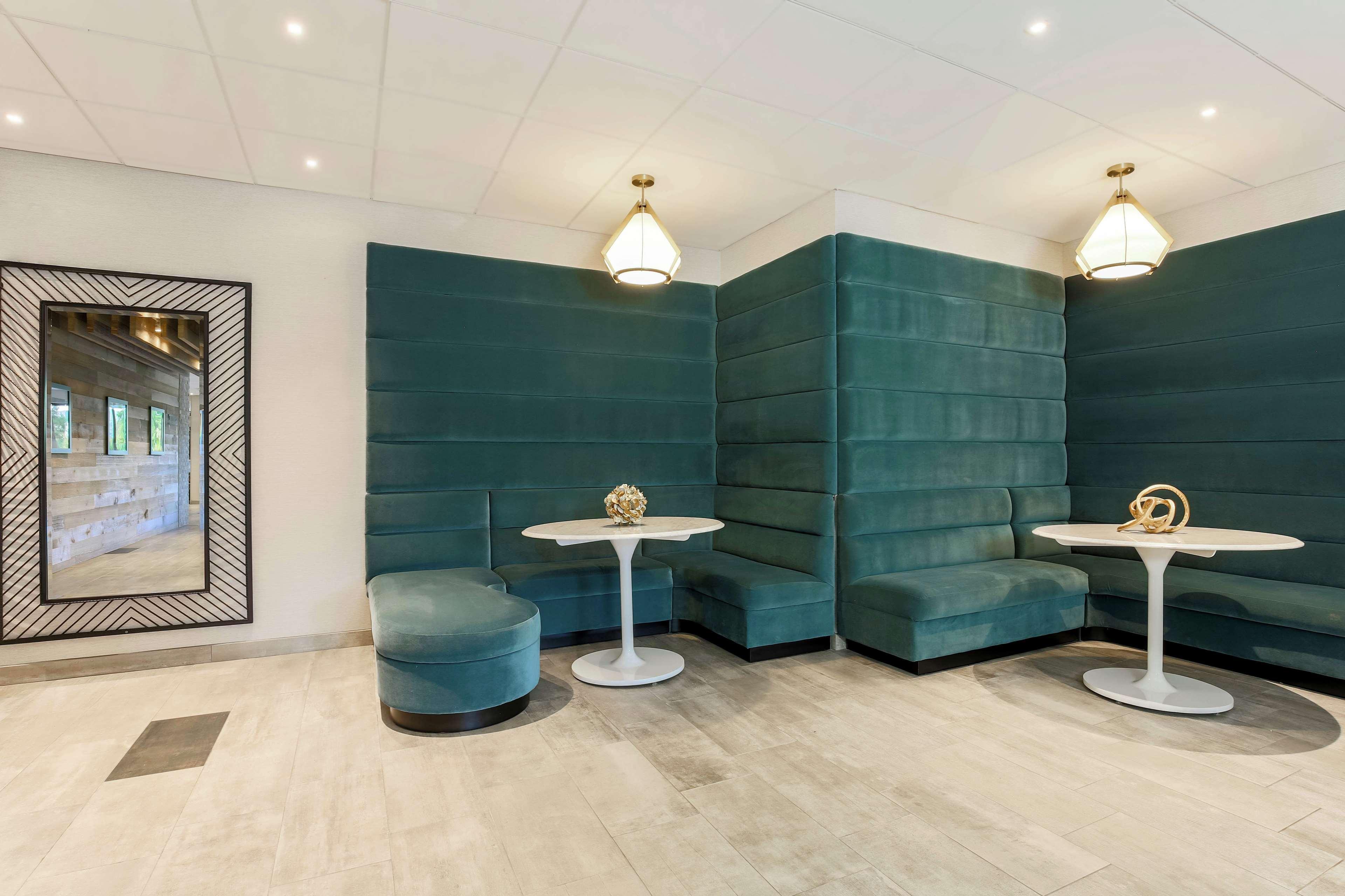 Doubletree By Hilton Austin-University Area Bagian luar foto