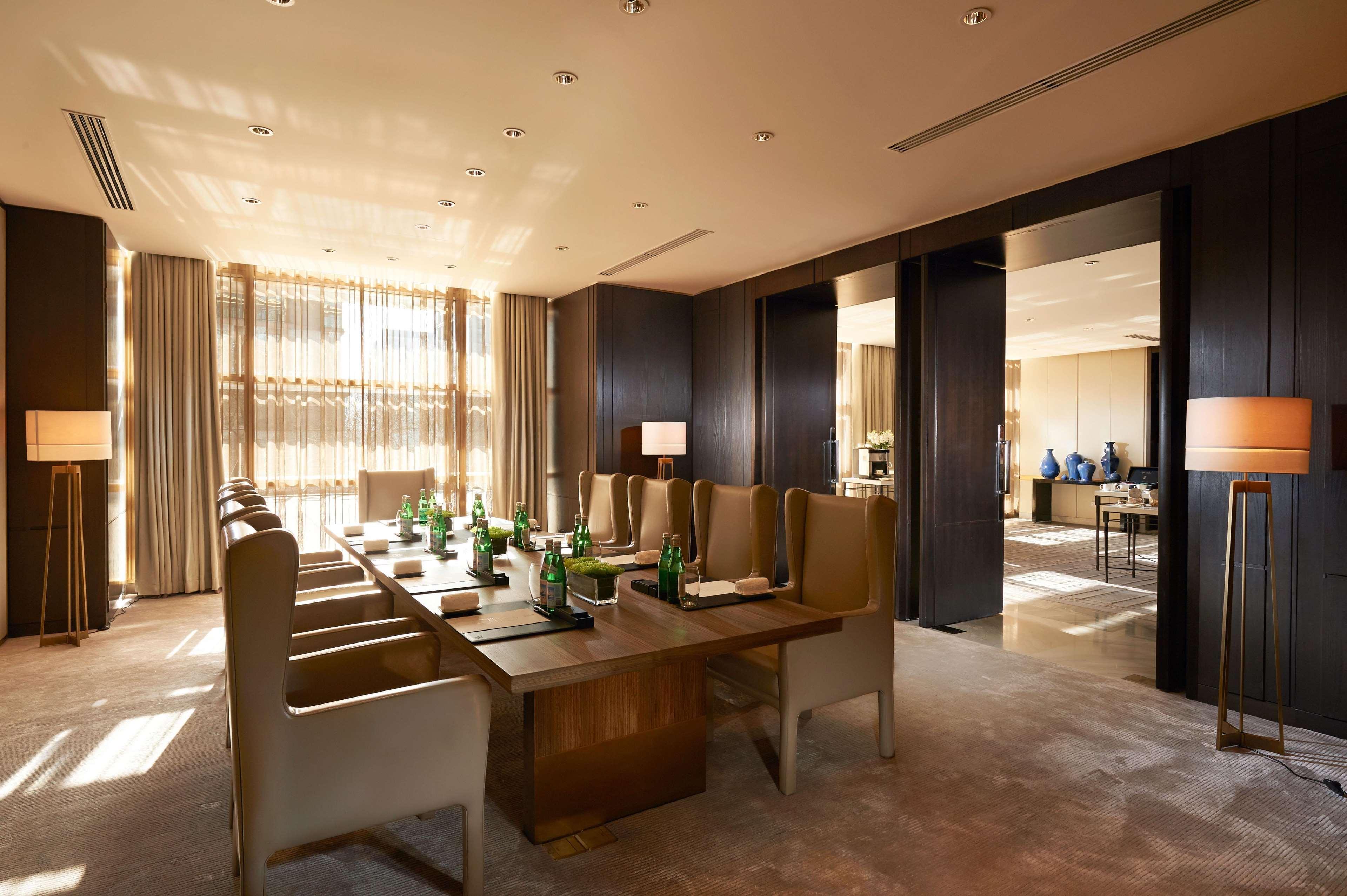 Doubletree By Hilton Austin-University Area Bagian luar foto