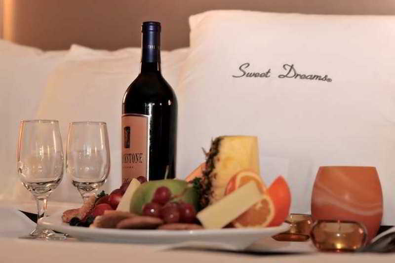 Doubletree By Hilton Austin-University Area Bagian luar foto